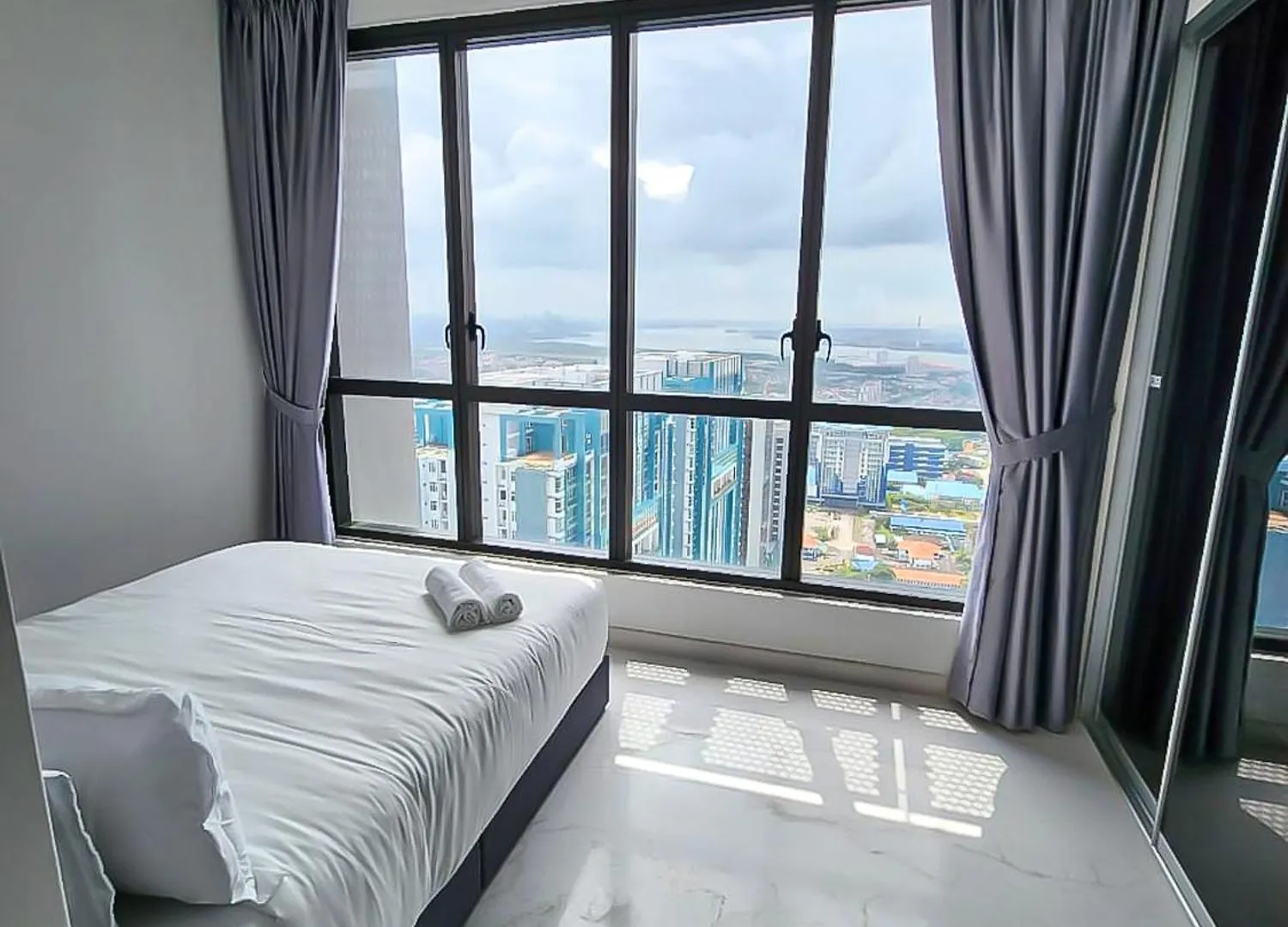 شقة Sky88 Seaview 4Br Indoor Pool-Mahjong-Netflix جوهر بهرو
