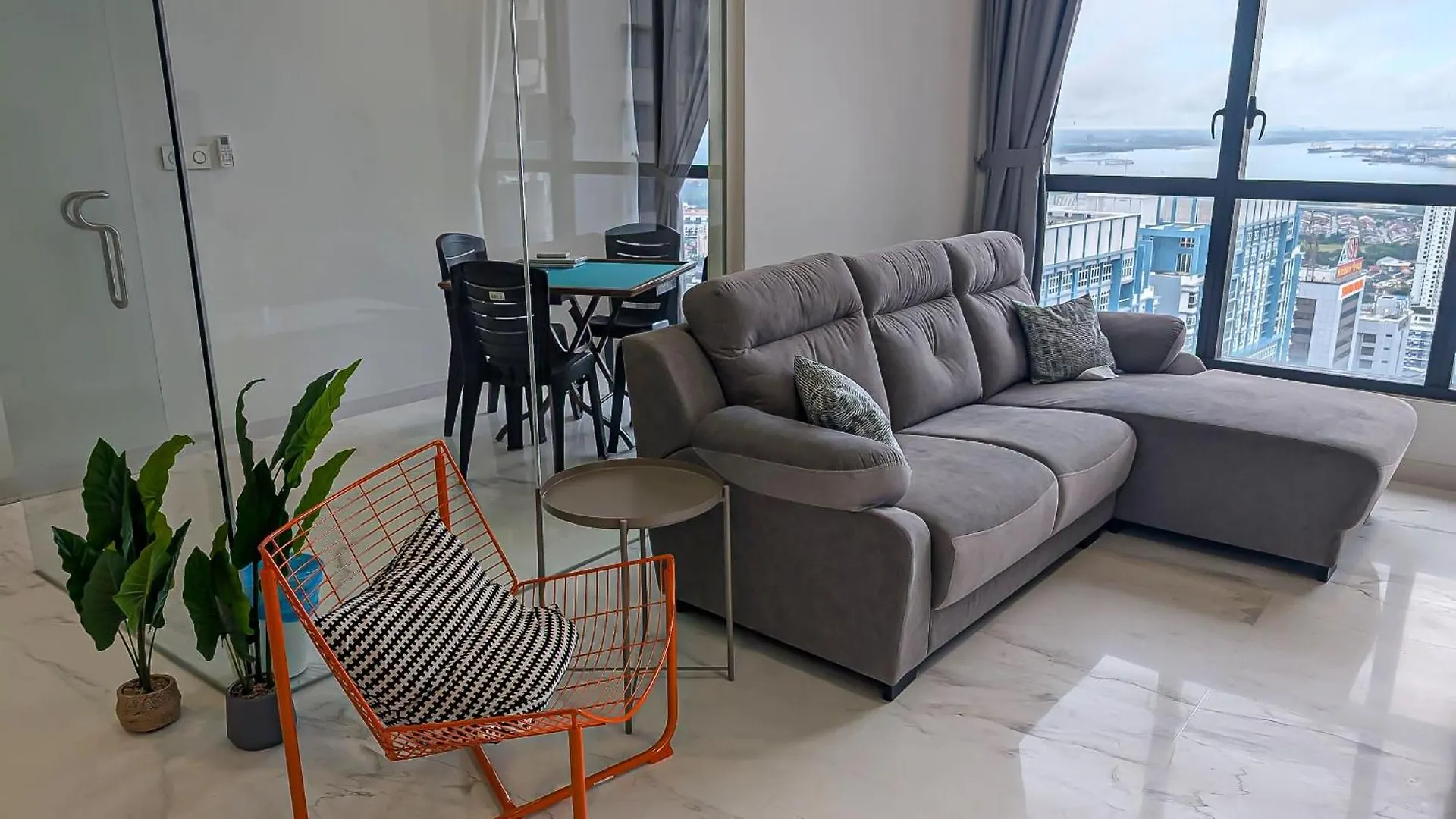 شقة Sky88 Seaview 4Br Indoor Pool-Mahjong-Netflix جوهر بهرو 0*,  ماليزيا
